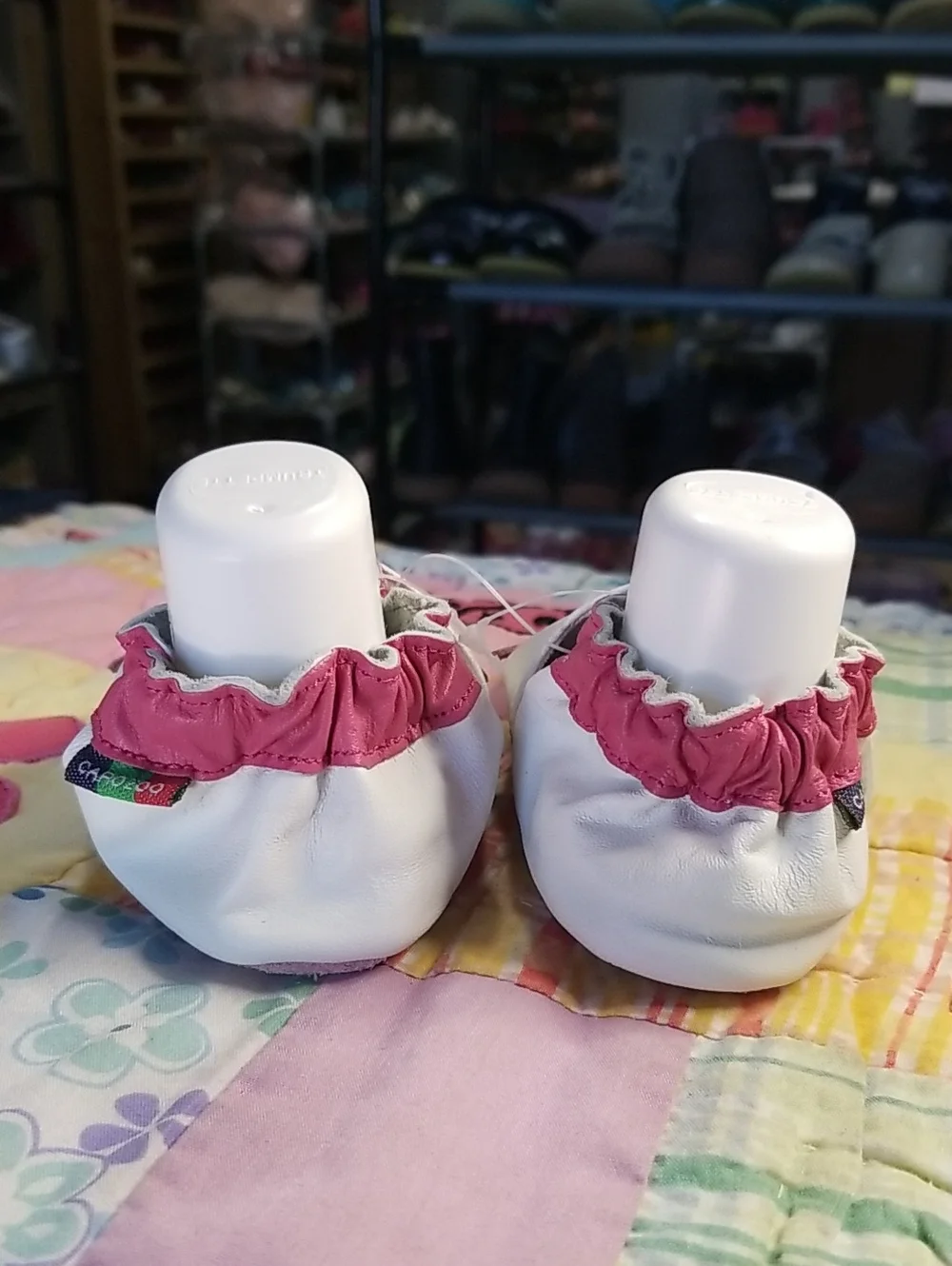 New Leather Pediatrician  recommended Soft Sole Pink Flower Carozoo 18-24 Months